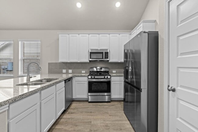 Building Photo - 8427 Baywatch Cir