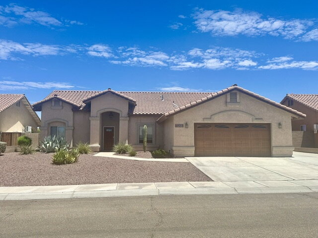 Building Photo - "Gorgeous 4-Bedroom, 2 Bathroom Pool Home ...