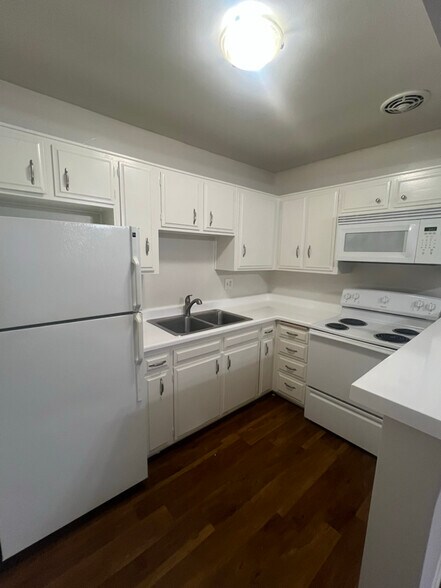 Building Photo - 5410 Quakertown Ave