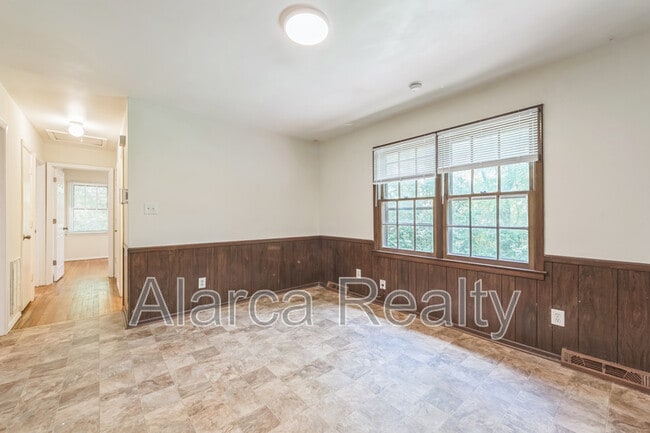 Building Photo - 7024 Milport Pl