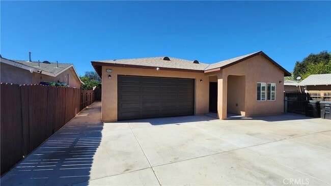 Primary Photo - 3433 Eucalyptus Ave