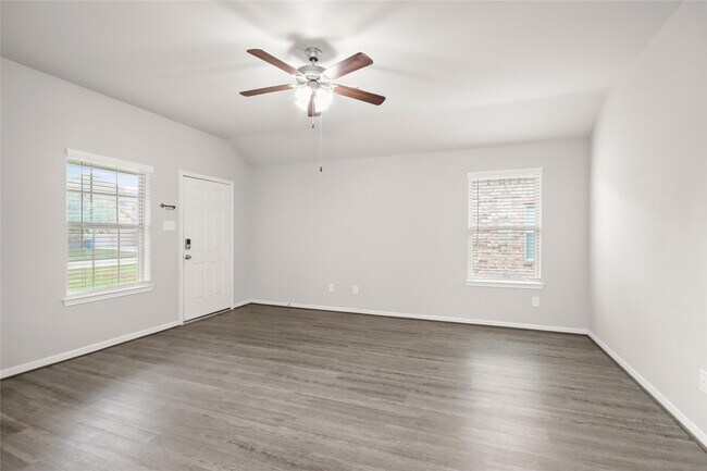 Building Photo - 3715 Arbor Trails Dr