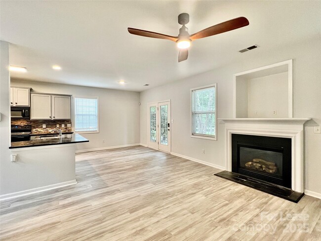 Building Photo - 5717 Lindley Crescent Dr