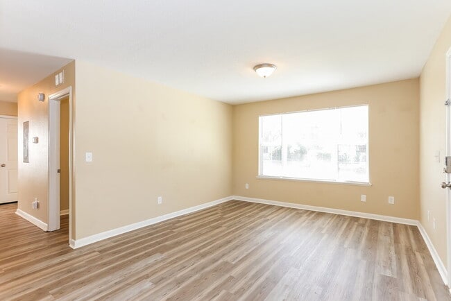 Building Photo - 5339 Newcombe Rd