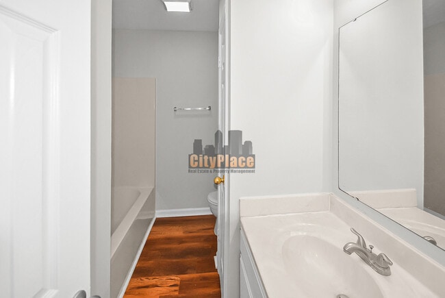 Building Photo - 3469 N Illinois St