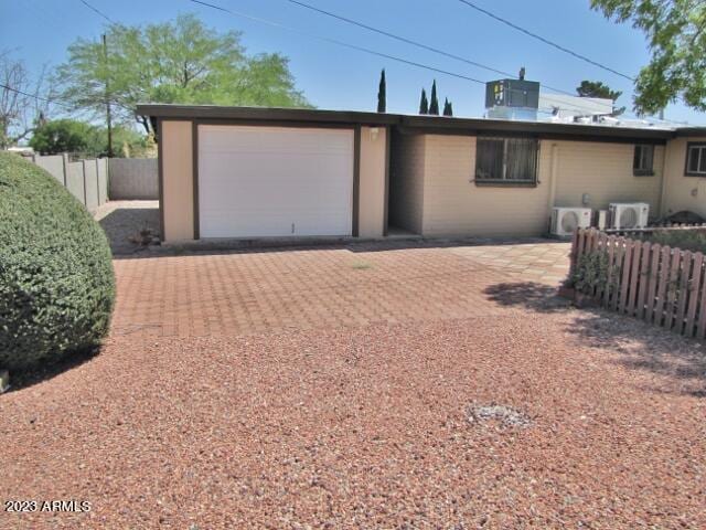 Building Photo - 3001 Quail Run Dr