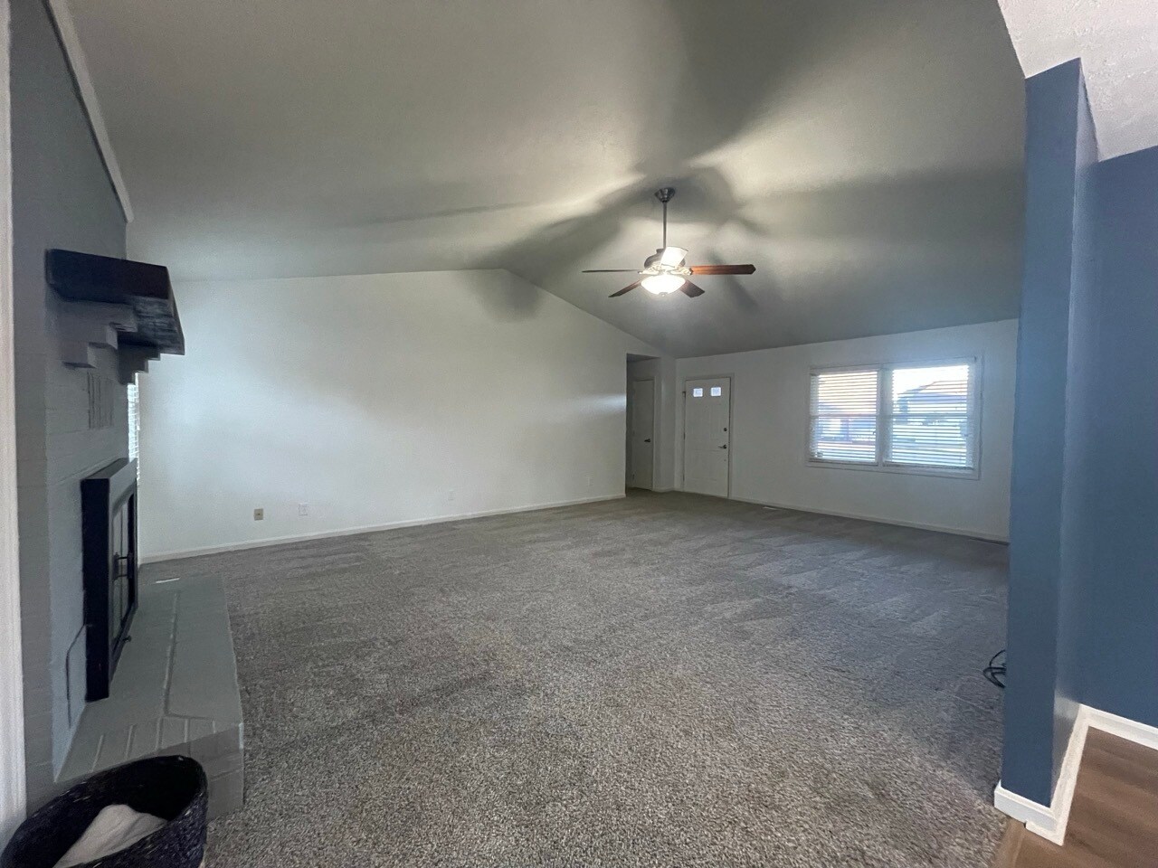 Building Photo - 8733 Hanover Dr