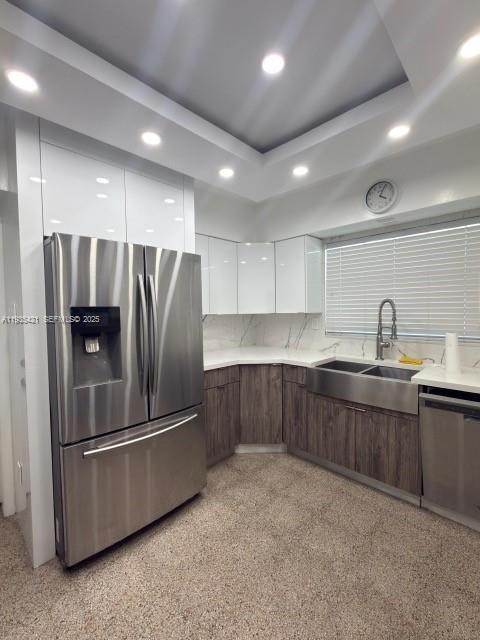 Building Photo - 860 W Dayton Cir