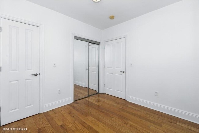 Building Photo - 809-815 22nd St