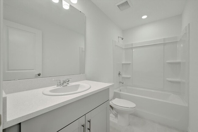 Building Photo - New - Never Lived In Townhome - Lakewood R...