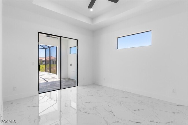 Building Photo - 106 NE 23rd St