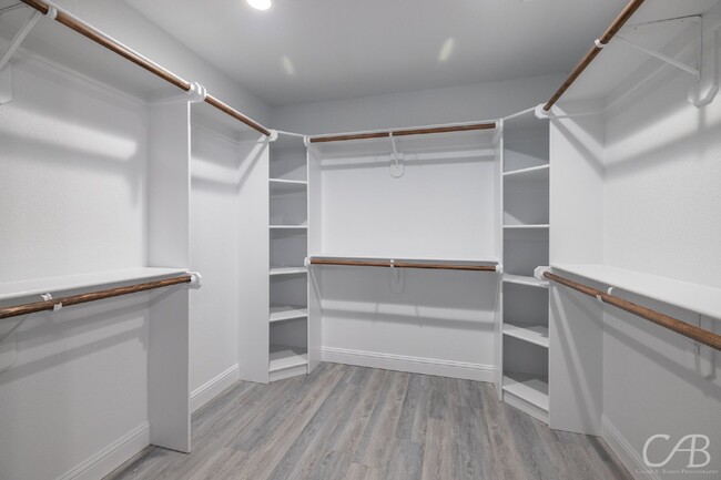 Building Photo - 3698 Yamini Dr