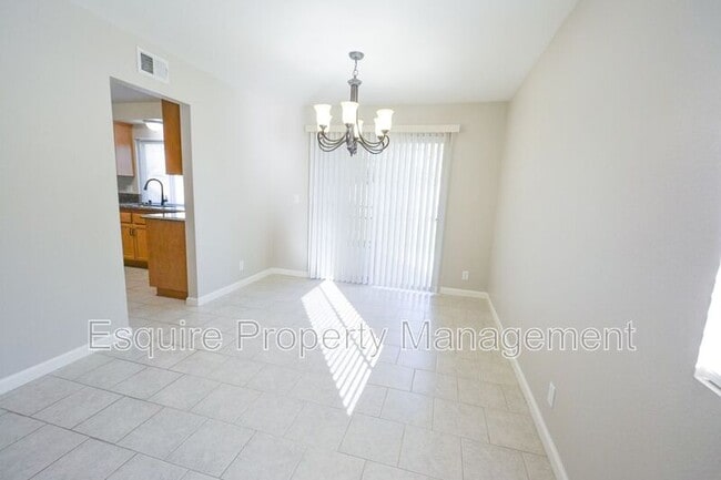 Building Photo - 1170 Novato Dr