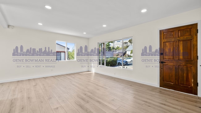 Building Photo - Newly Renovated, Beautiful 2-Bed/1Bath Stand Alone Home