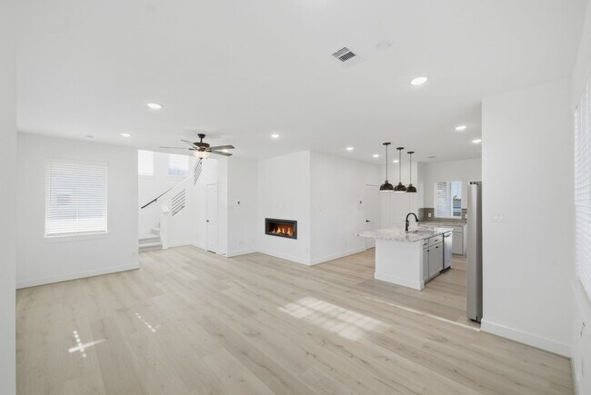 Building Photo - 21202 Creeping Bentgrass Dr