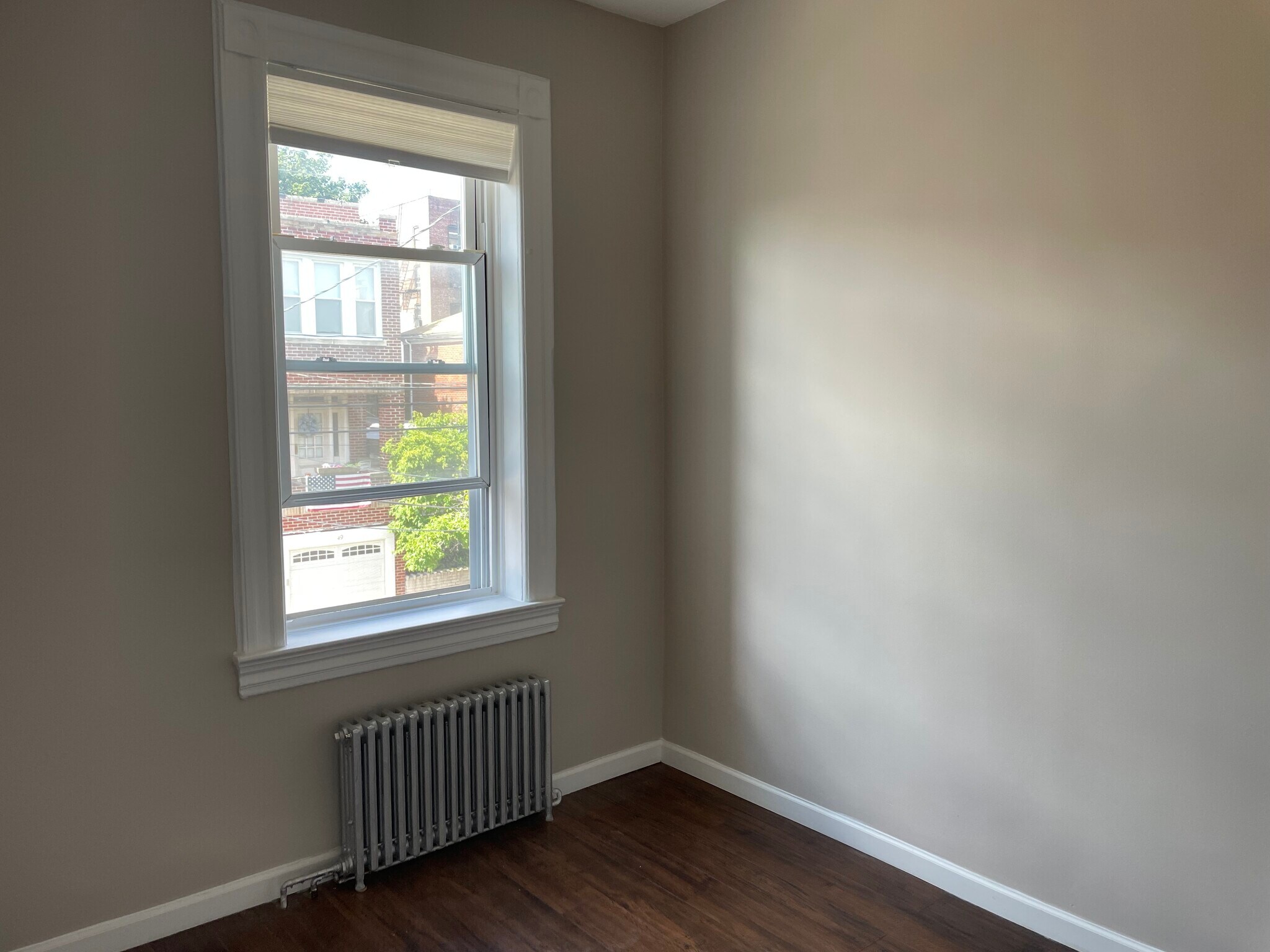 Building Photo - 48 65th St