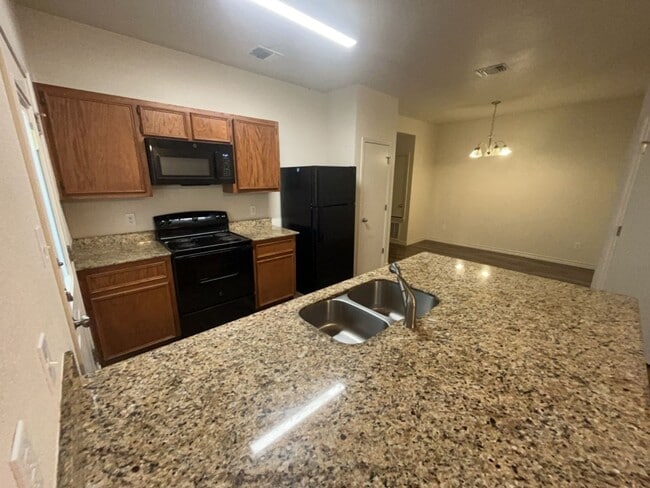 Building Photo - AVAILABLE SOON!