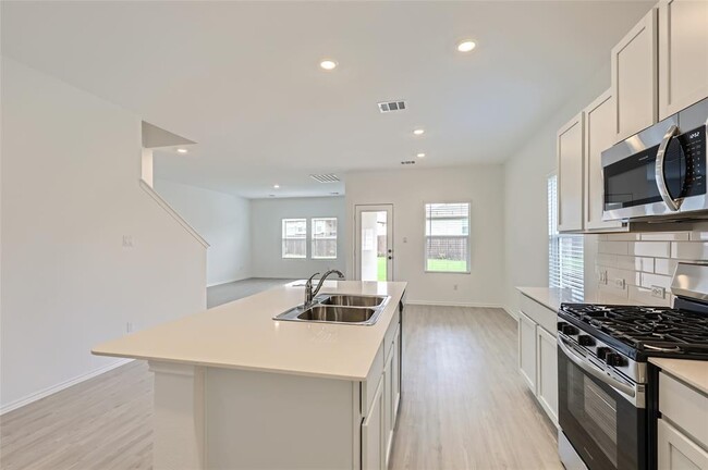Building Photo - 1628 Magnolia Farm Wy