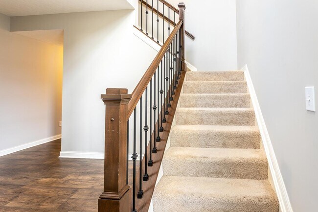 Building Photo - 6146 Dajana Dr