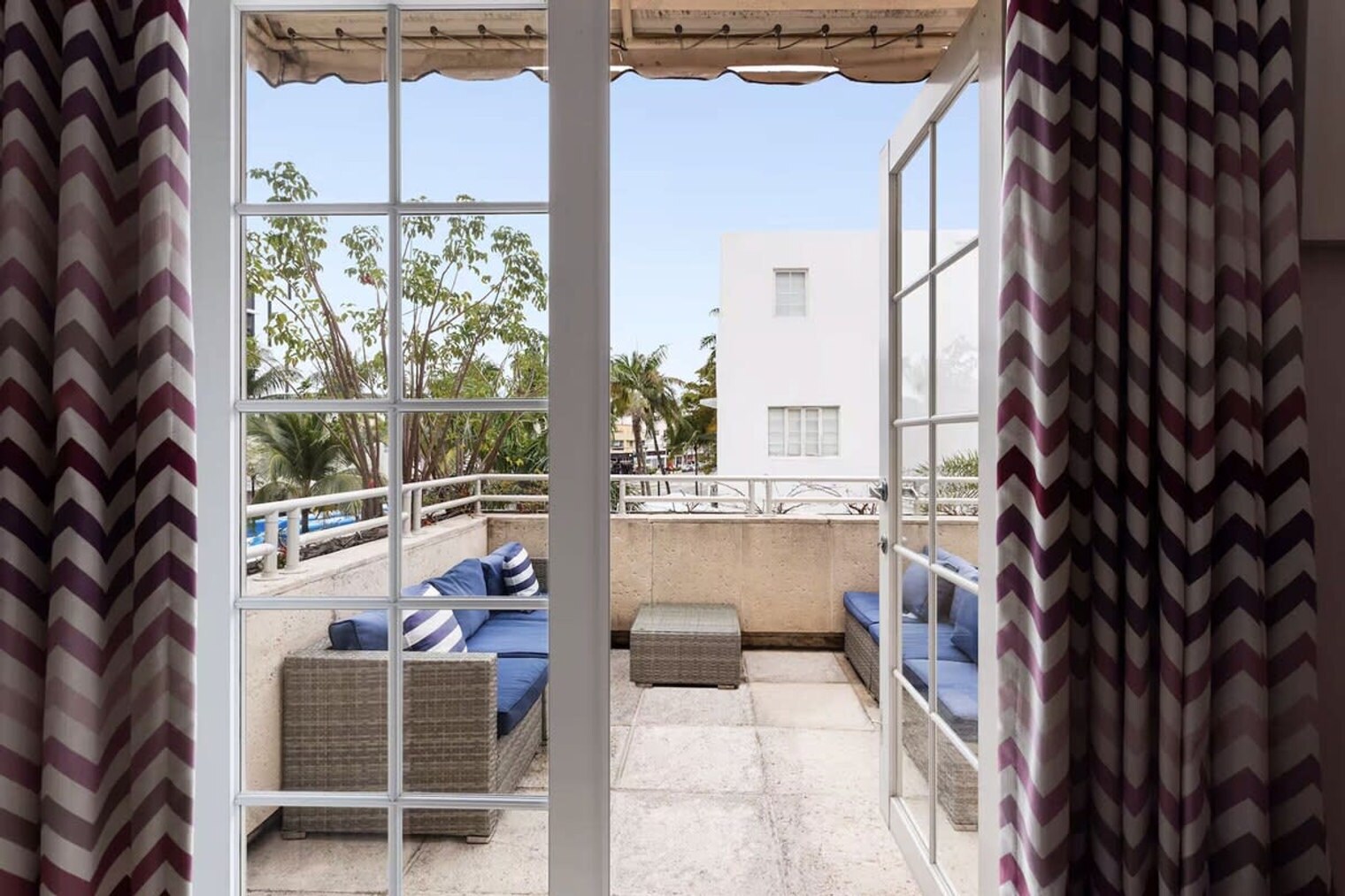 Building Photo - 956 Washington Ave