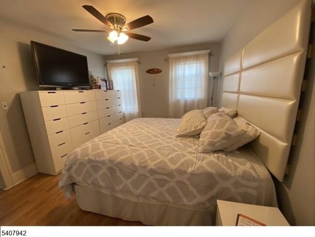 Building Photo - 15 Hackensack St