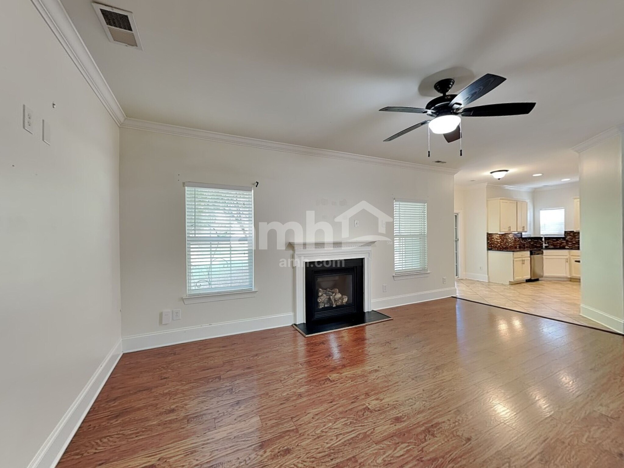 Building Photo - 2902 Island Point Dr NW