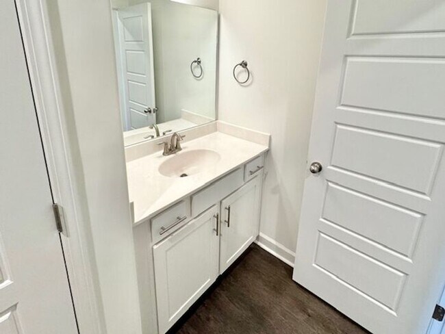 Building Photo - Now Leasing a 4-Bedroom 2.5 Bath Home with...