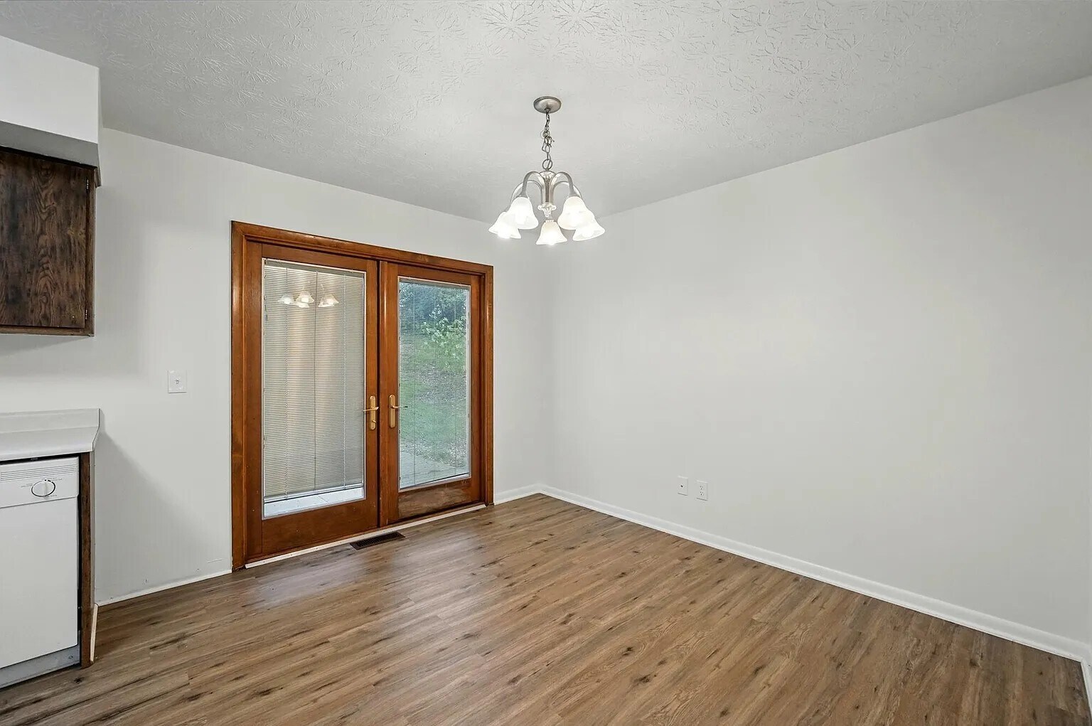 Dining Room - 263 N Ashbrook Cir