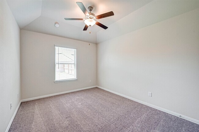 Building Photo - 2307 Green Kale Dr