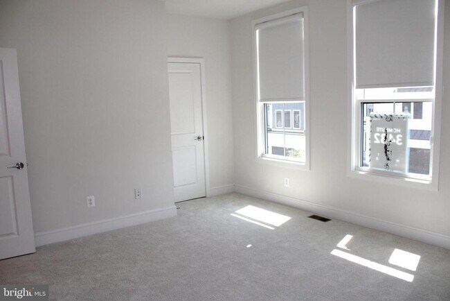 Building Photo - 41887 Night Nurse Cir