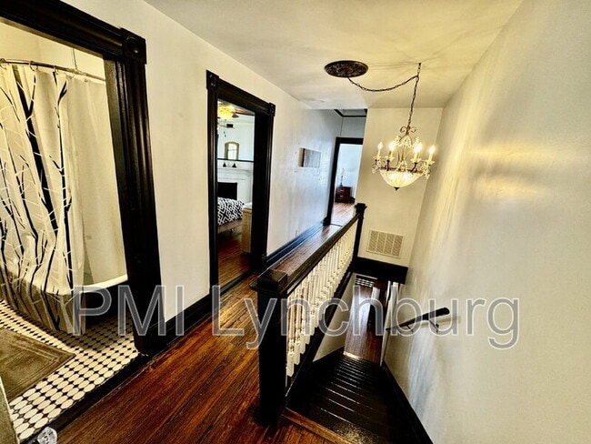 Building Photo - 1316 Harrison St