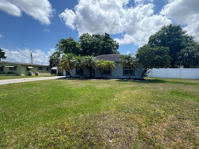 Building Photo - COMING SOON 3-2 Stunning House