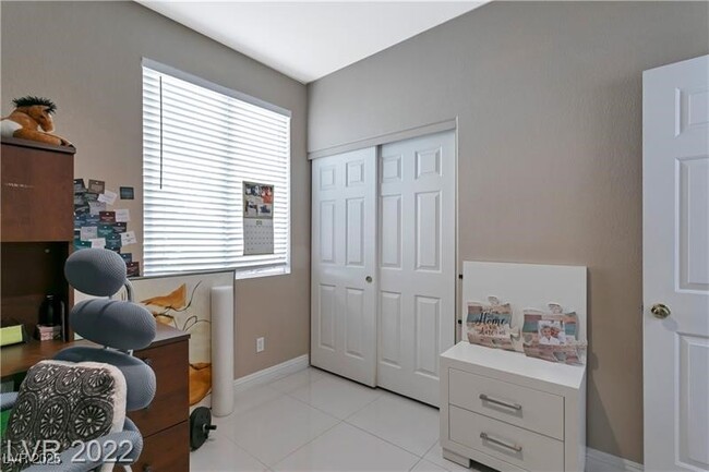 Building Photo - 9628 Gisborn Dr