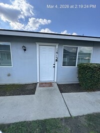 Building Photo - 2509