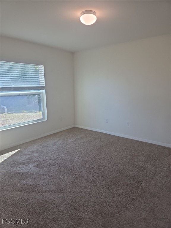 Building Photo - 3515 NE 12th Pl