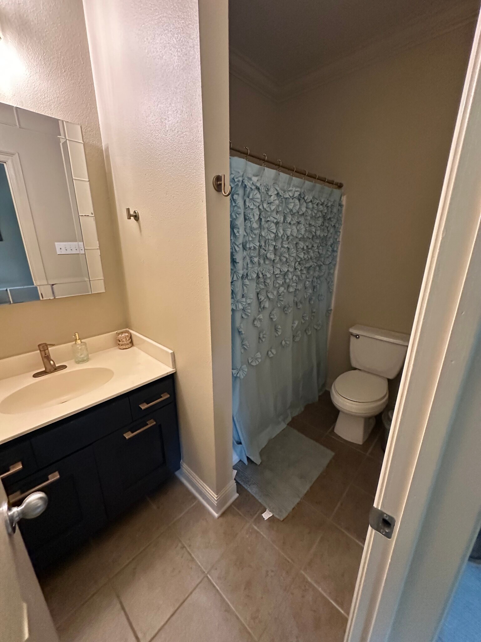 Building Photo - 2126 Belle Point Aly