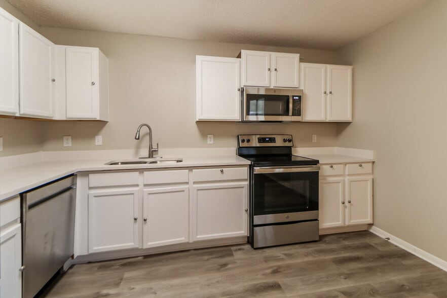 Building Photo - 3209 Elizabeth Anne Ln