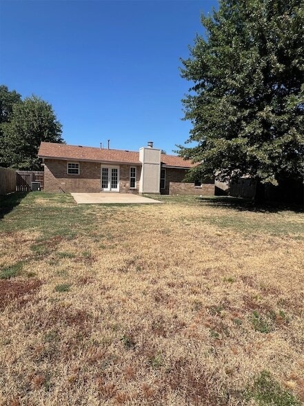 Building Photo - 538 E 138th Pl