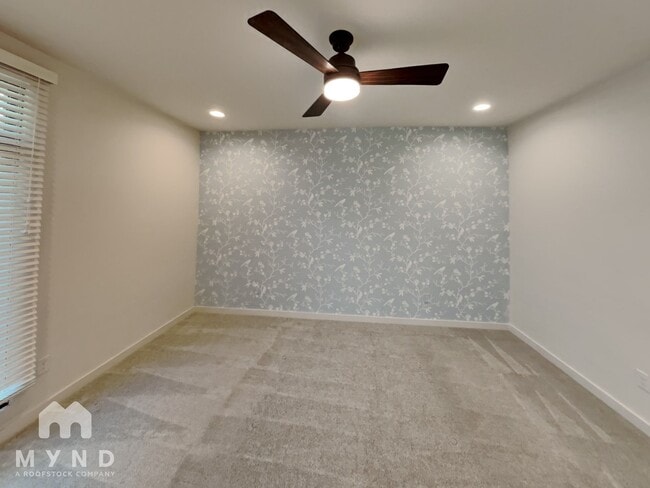 Building Photo - 436 E 33rd St