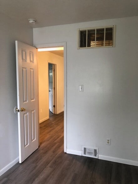 Building Photo - 1211 Randolph St