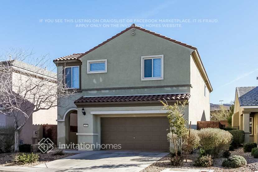 Primary Photo - 2425 Rue Royale St