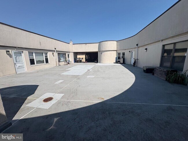 Building Photo - 7900 Frankford Ave