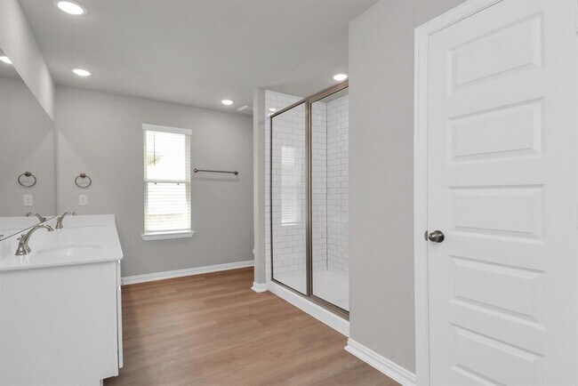 Building Photo - 27107 Newport Trce Ln