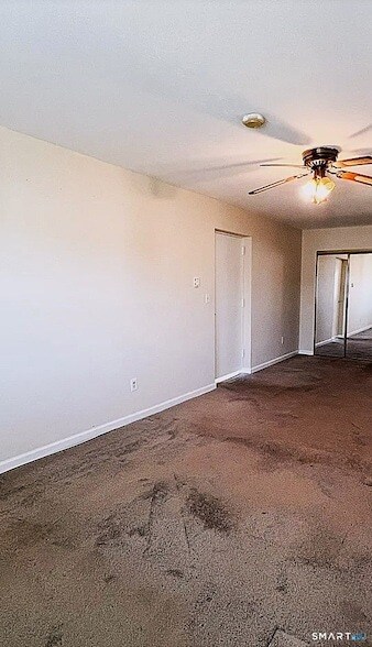 Building Photo - 308 Meadowside Rd