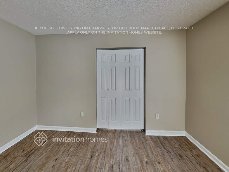 Building Photo - 1450 Cedar Grove Terrace