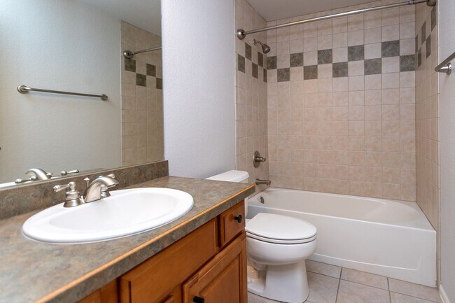 Building Photo - 8270 Regiment Ct