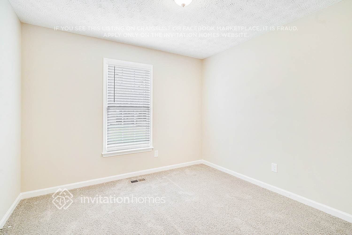 Building Photo - 425 Austin Dr