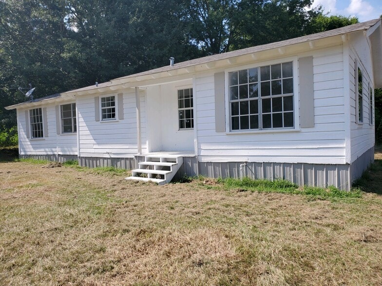 Building Photo - 8240 TX-154