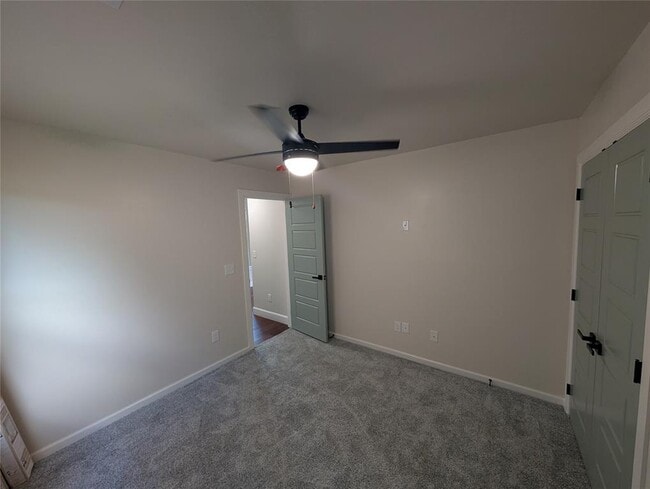 Building Photo - 405 NW 115th St