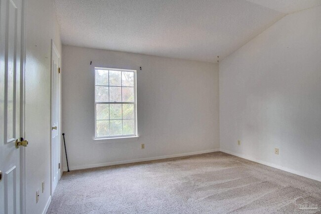 Building Photo - 1314 Foxborough Dr